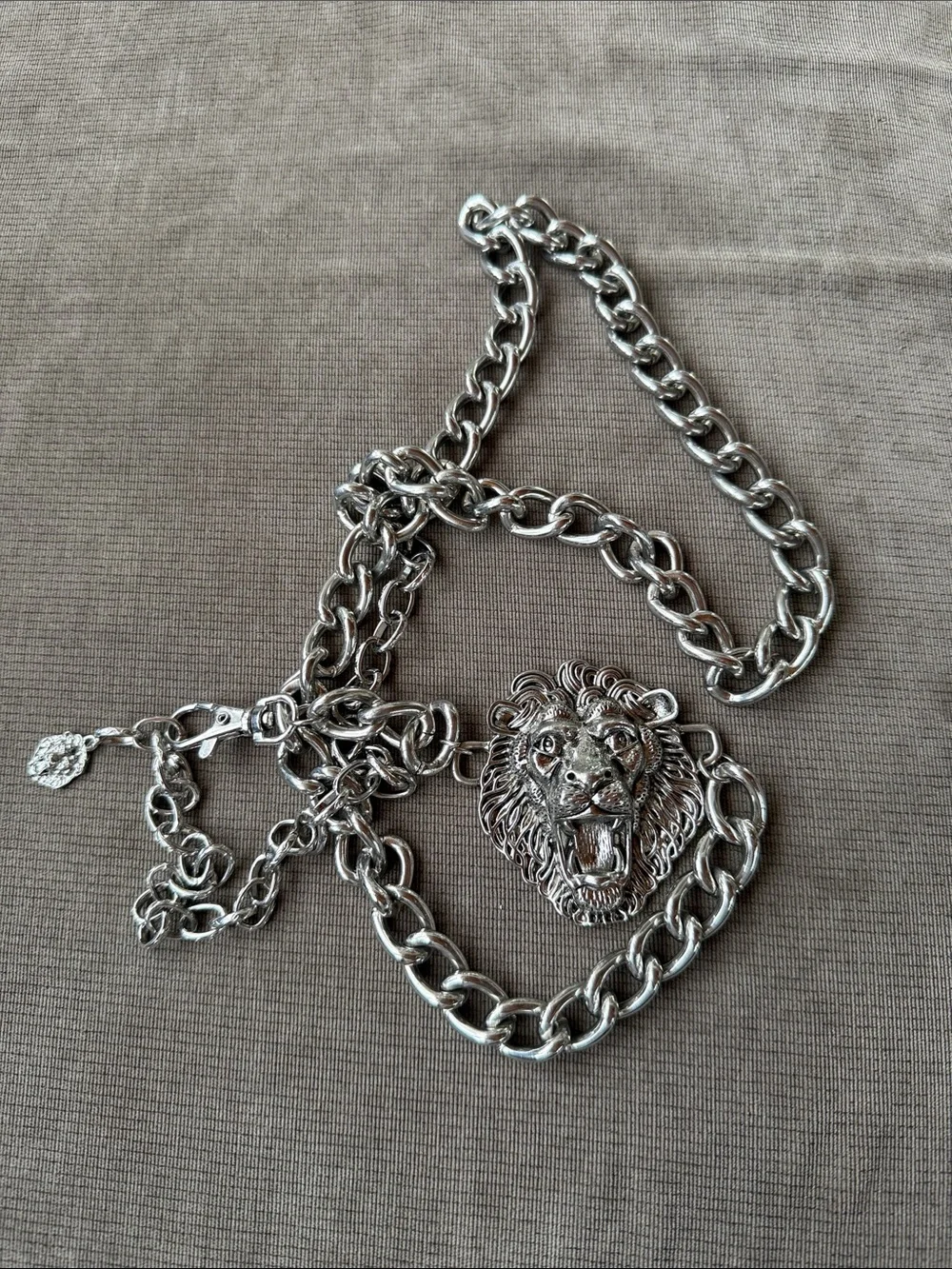 Lion of Judah Chain Link Silver tone belt